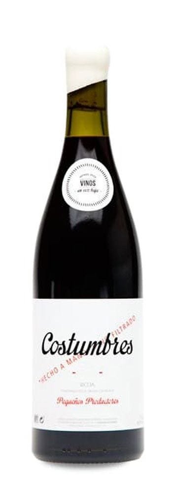 En Voz Baja Costumbres Tinto